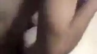 اتنين بينيكوا وحده شرقانه بتحب النيك قوى مصرى