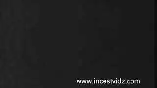 الابن و أمه يقضون ليله بارده