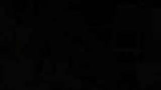 صدر لا تشوبه شائبة في مشهد إباحي صريح