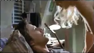 المرأة المثقفة تتوق لعمل إكس إكس إكس قاسي في صالة التدليك