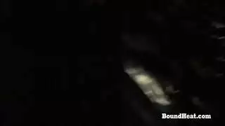 رقصة حصرية: عارضة العلامة التجارية تثير الراعي الأصلع بجسدها