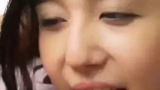 يستغل أخته في غياب اهله