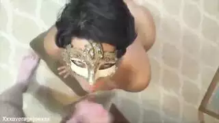 طلب عمل سارة بعمق الحلق على الفيلم