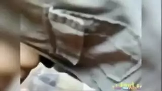 يفشخ كسه وبزازها كبيرة