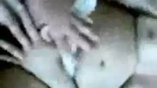 سكسيسي بنيه وحدهونيجونه ولد شكه واحد من وره ما خد يلحس