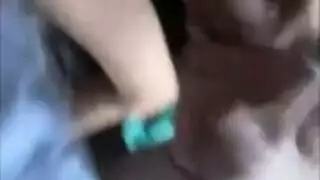 ينيك اخته وهي تتكلم مع ابوها