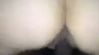 مداعبة شرجية قاسية: ثنائي مثلّي يستكشف الحدود