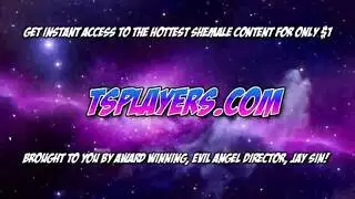 شرج ومهبل عنيفان: ملكة متحولة تتحكم في فيديو إكس إكس إكس