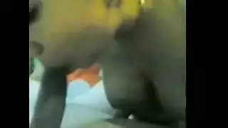 مدير ينك طالبه كانت بتشرب سجاير